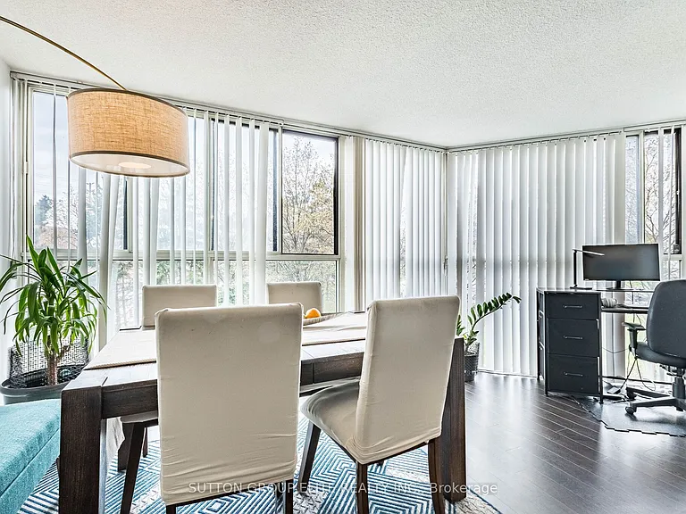 2091 Hurontario St #307 — Photo 28