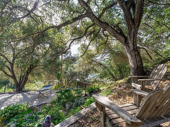 5th image of 571 Corralitos Rd