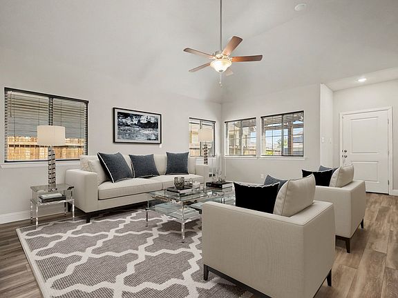 4th image of 920 Cricket St