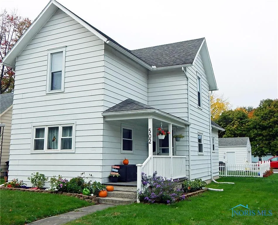 502 S Grove St photo 1