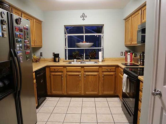 5th image of 952 Old Metairie Pl