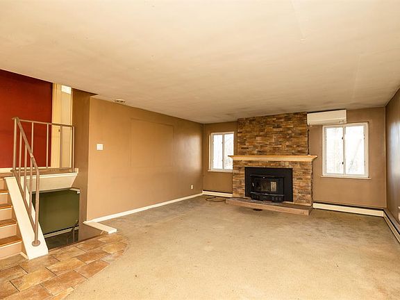4th image of 9499 Mapleknoll Dr