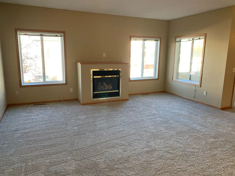 6824 Meadow Grass Ln S — Photo 6