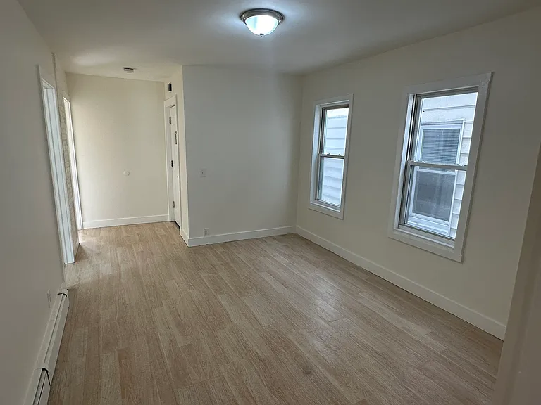 274 Cleveland St #2 — Photo 9