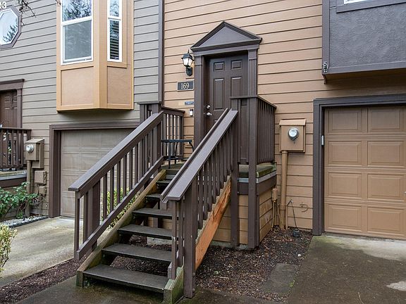 2nd image of 169 NE 75th Ave