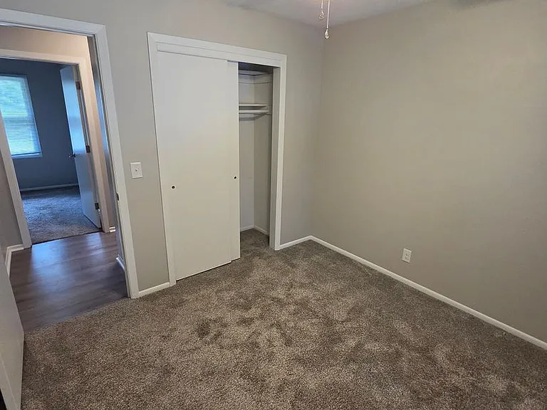 8811 Sprague Cir — Photo 8