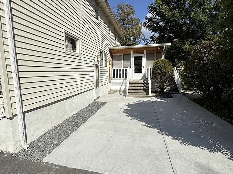 76 Dietz St #74 — Photo 8