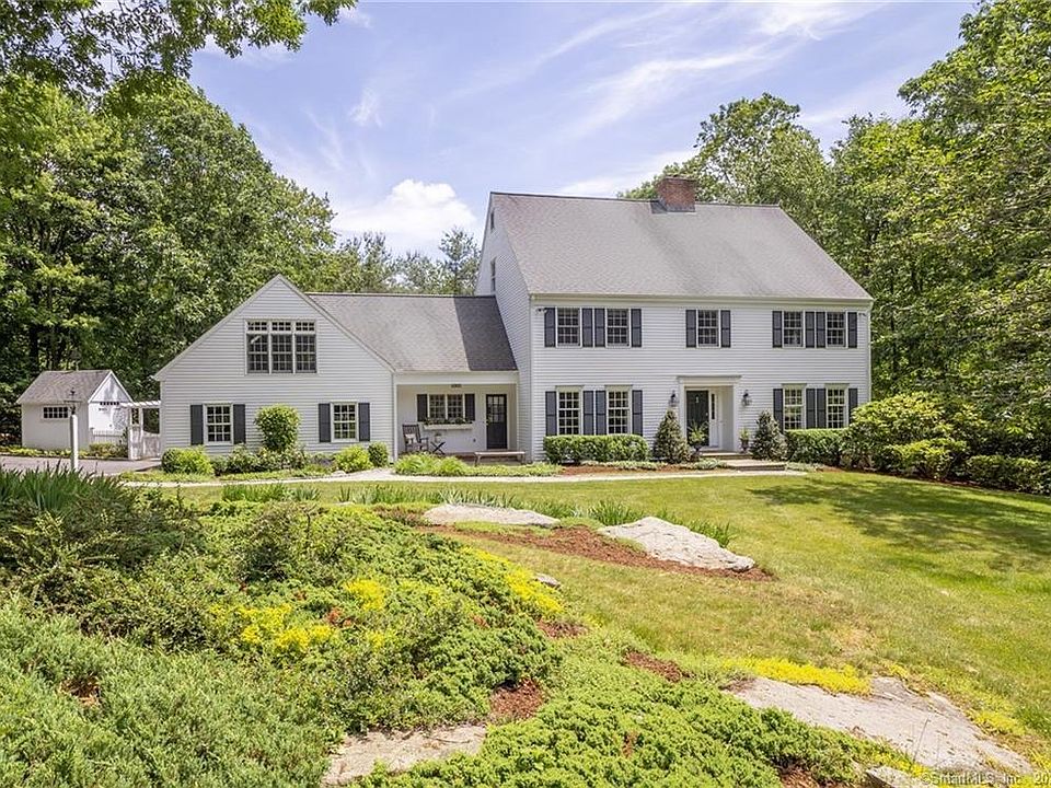 1st image of 21 Woodland Pl