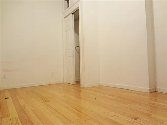 Rented by I & I New York | media 4
