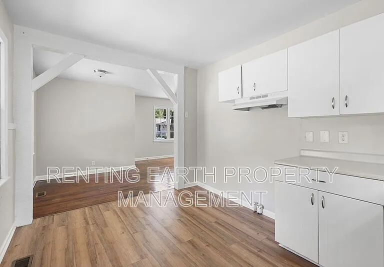 149 Rose Dr — Photo 12