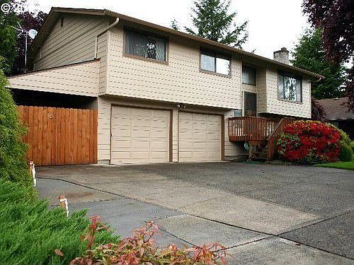 2nd image of 9514 NE 14th St