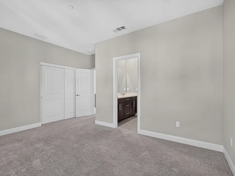 1606 Hidden Creek Ln — Photo 18