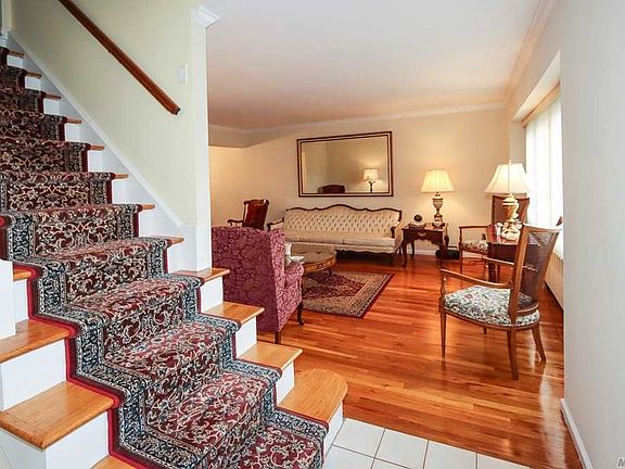 4th image of 3593 Bernard Dr