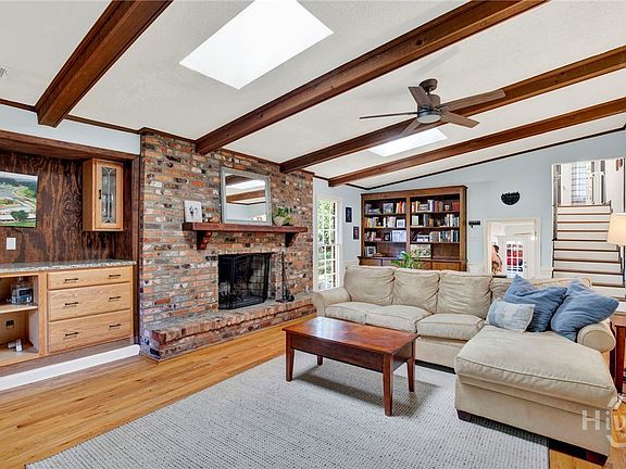2nd image of 157 Hampshire Road