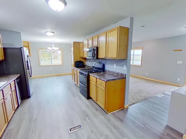 2667 115th Ave, Braham, MN 55006