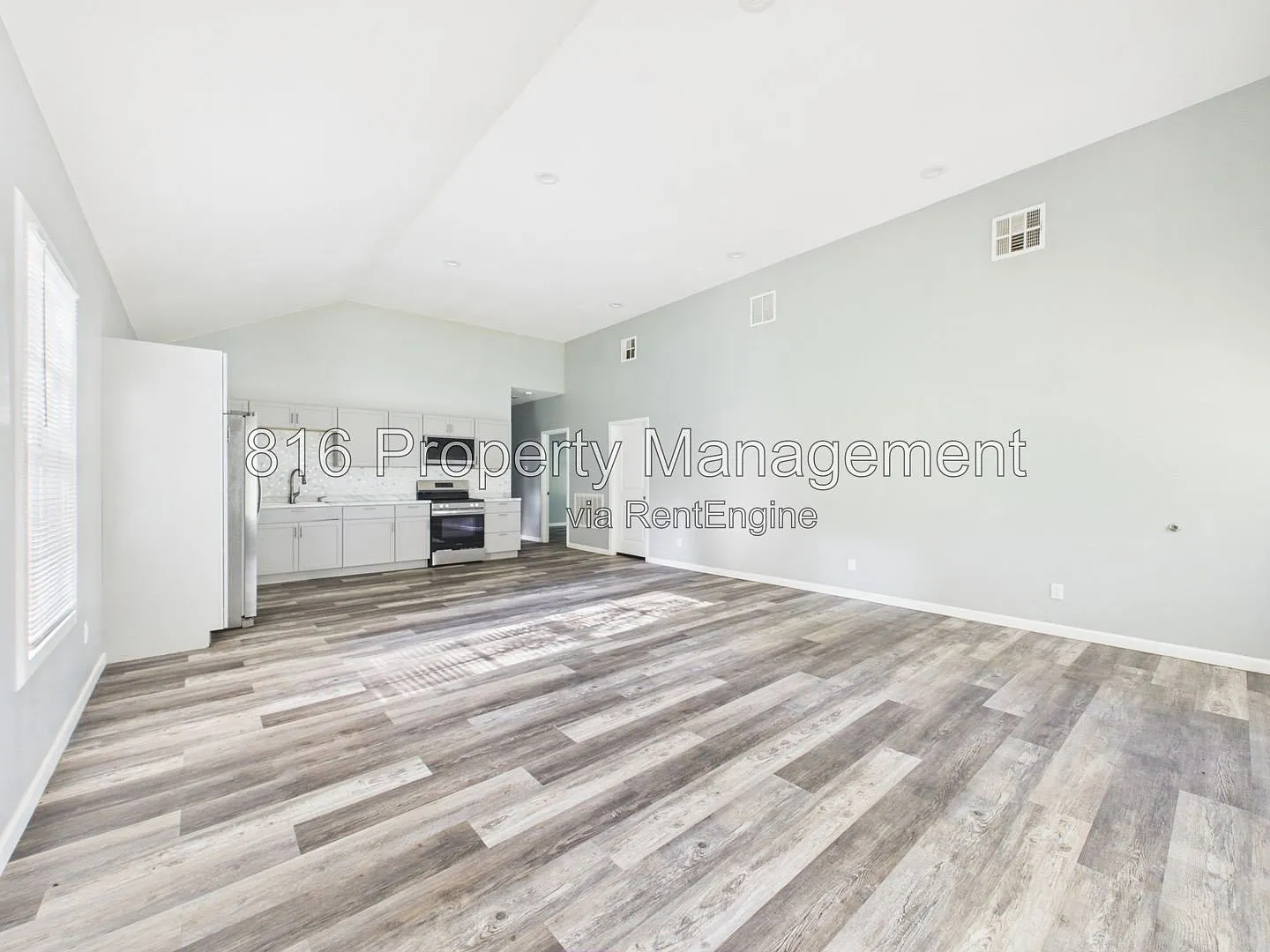 3 bed, 2.0 bath, 1400 sqft, $1,650 — Photo 2