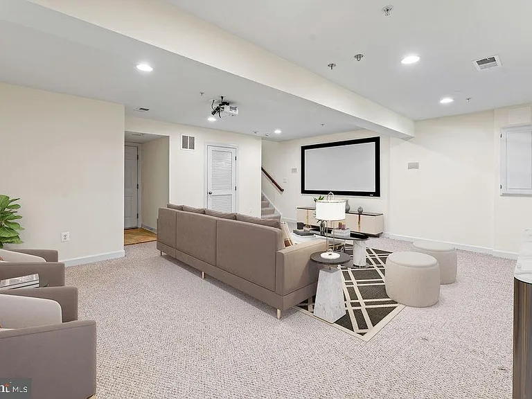 1627 Whitehall Dr — Photo 28
