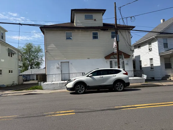 502 Oak St #4, Old Forge, PA 18518