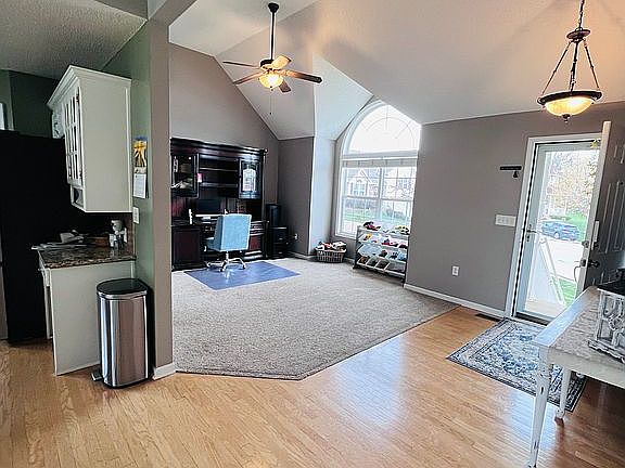 4th image of 4141 N 108th St