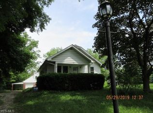 581 Killian Rd, Akron, OH 44319