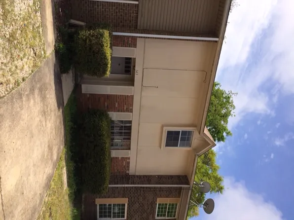143 Valencia Dr, Fort Walton Beach, FL 32547