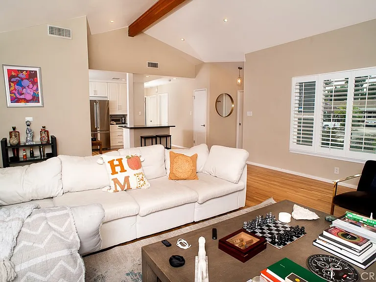 6458 Hanna Ave — Photo 3