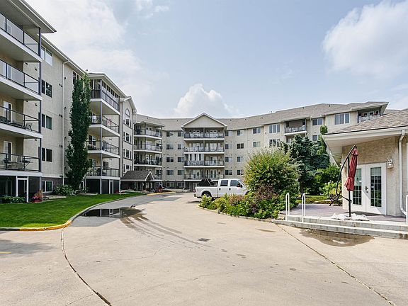 2nd image of 237 Youville Dr E #413