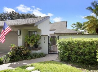 10616 Andrew Ln, Seminole, FL 33777