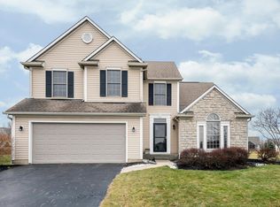 12784 Bentwood Farms Dr NW, Pickerington, OH 43147