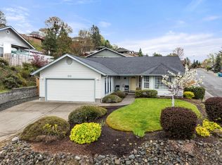 1515 Panoramic Loop, Grants Pass, OR 97527