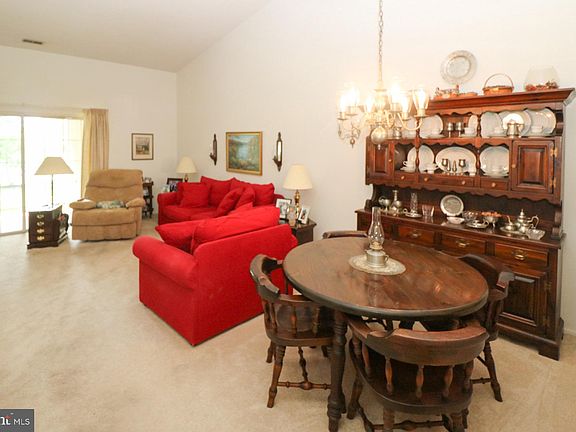 5th image of 778 Thornwood Dr