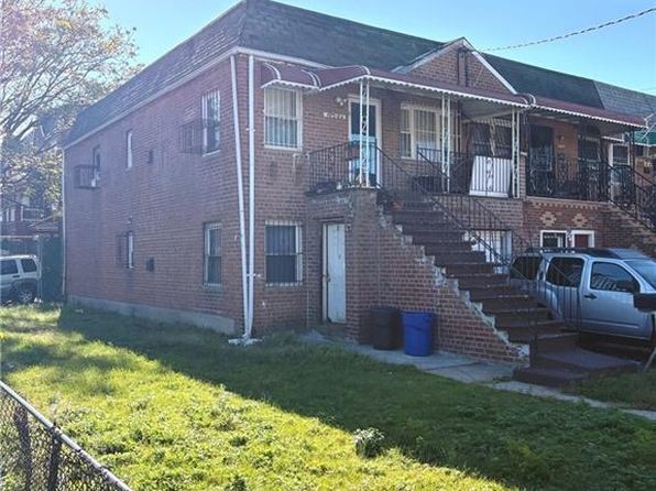 new-york-city-new-york-458390662 picture