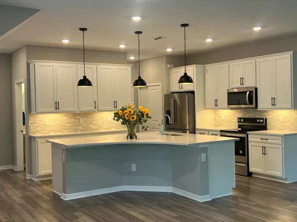 11282 Beach Walk Way NE, Saint Petersburg, FL 33716