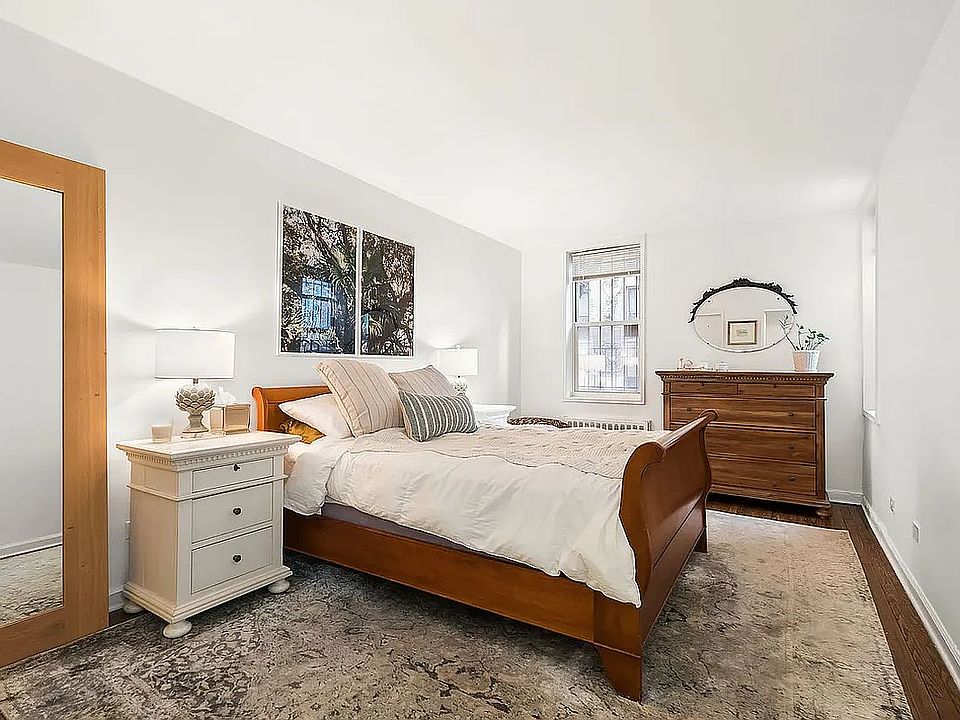1st image of 31-85 Crescent St #212