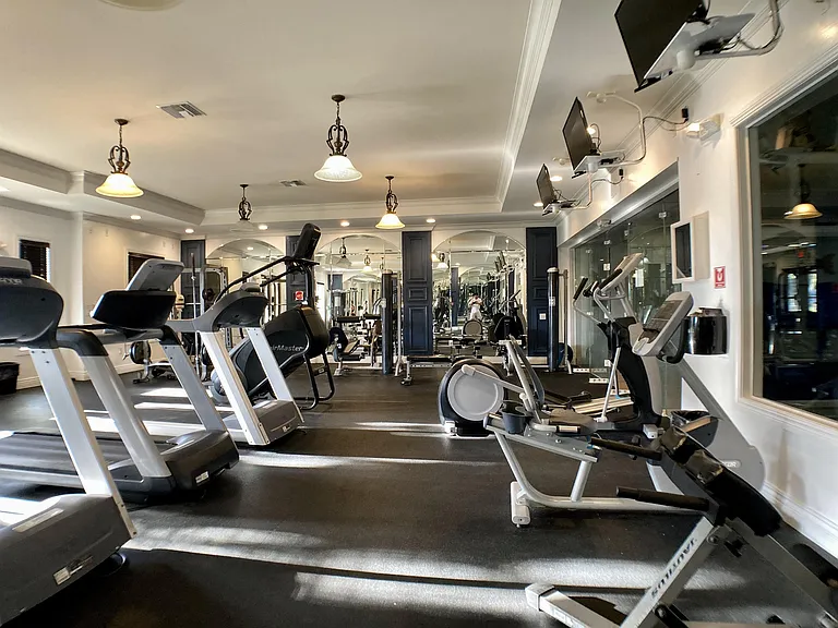 6821 SW 44th St #2-301 — Photo 14