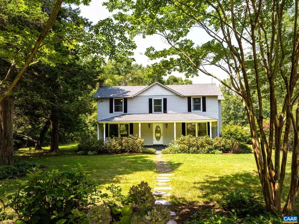 4738 Presidents Rd, Scottsville, VA 24590