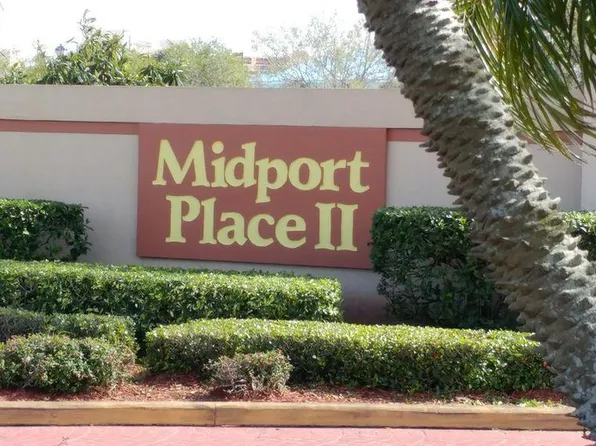 1554 SE Royal Green Cir #203, Port Saint Lucie, FL 34952