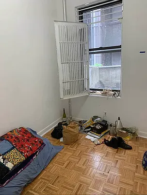 Rented by M.Grossman R.E. Management | media 12