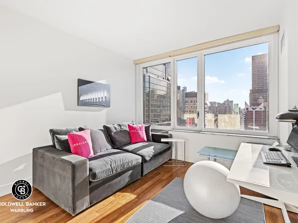 250 East 53rd Street image 13 of 20