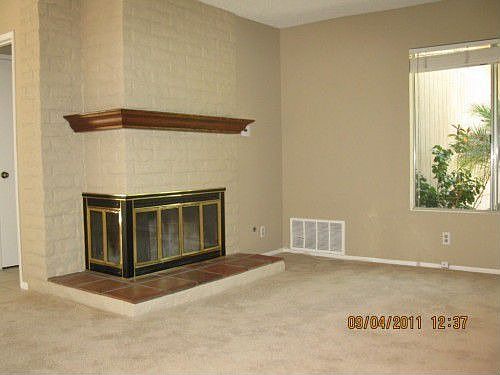 3rd image of 11494 Oakcrest Ave