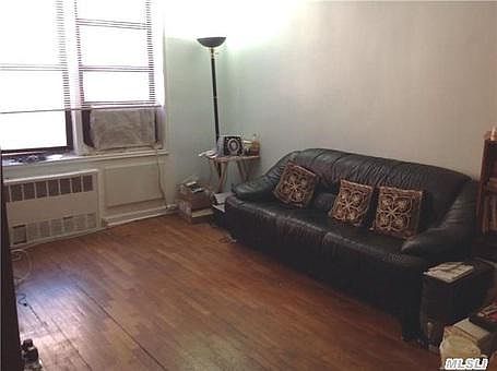 3rd image of 14105 Pershing Cres APT 118