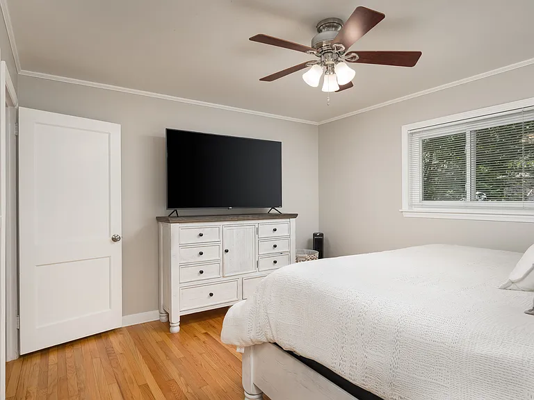 702 Ogrady Dr — Photo 21