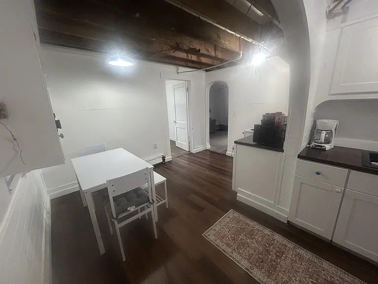 1015 Pine Ave #1 — Photo 7