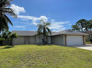 18335 Hawthorne Rd, Fort Myers, FL 33967