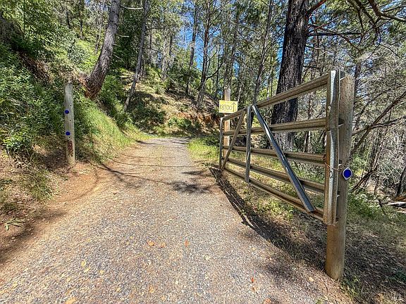 2nd image of 18900 Armstrong Woods Road