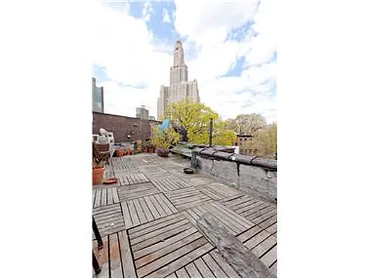 Rented by Douglas Elliman | media 20