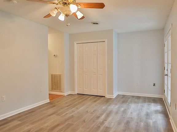 5th image of 17 Heritage Dr APT 21