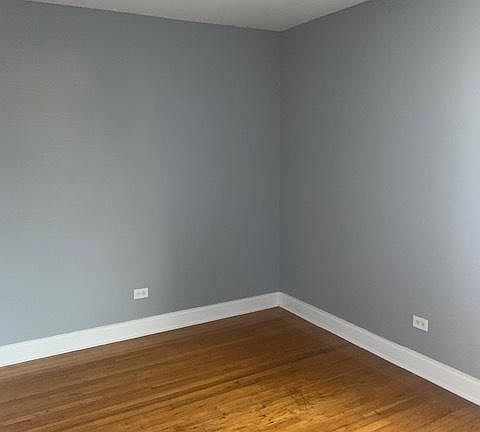 5th image of 6131 S Fairfield Ave APT 1R