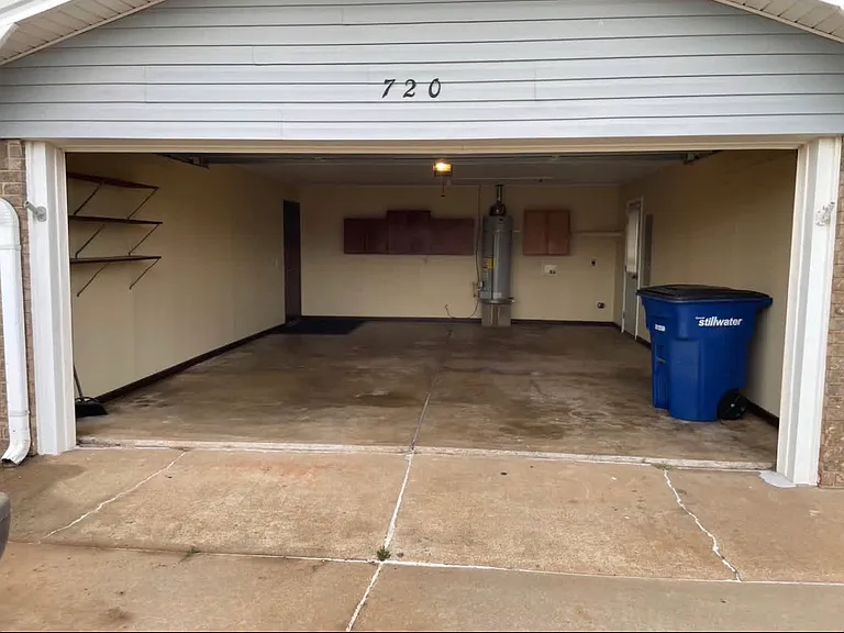 720 E Redbud Ct — Photo 5