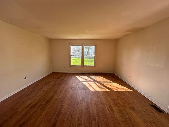 4th image of 1118 Hampton Hbr #1118